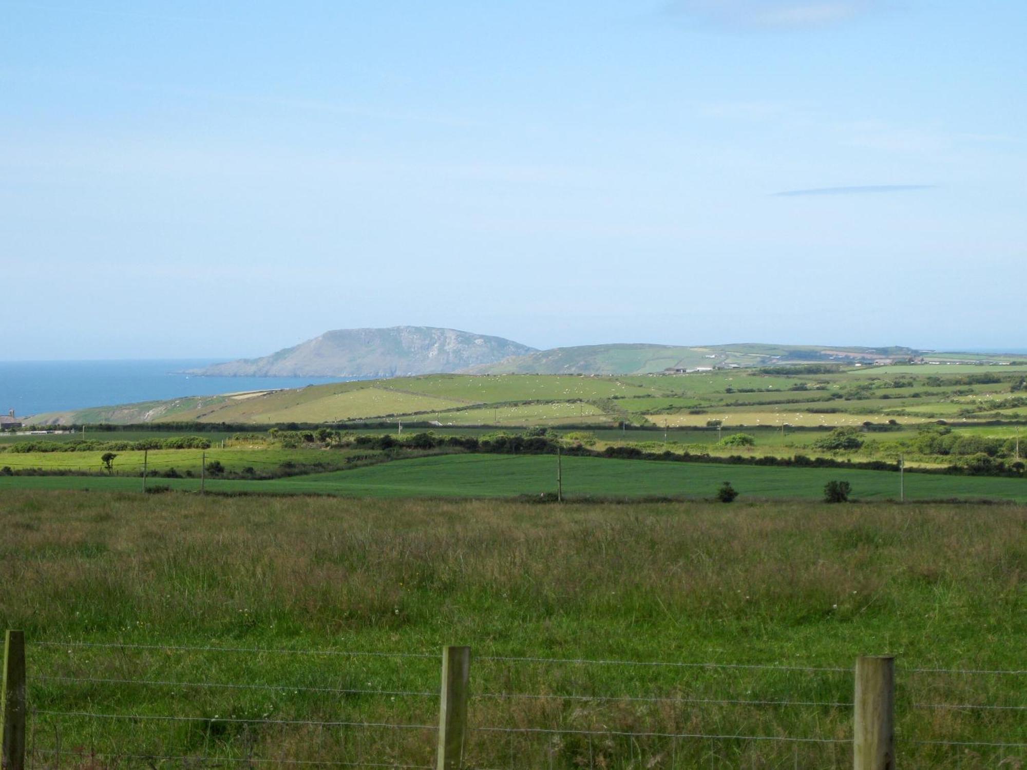 Salfur Villa Rhiw Exterior photo